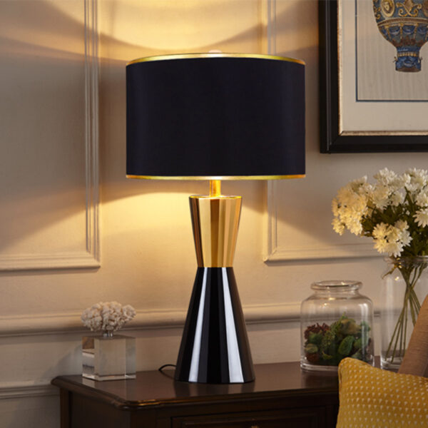 Column crystal table lamp (Black)