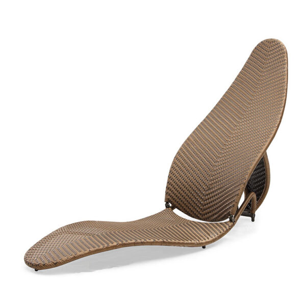 Lightweight portable folding beach chair